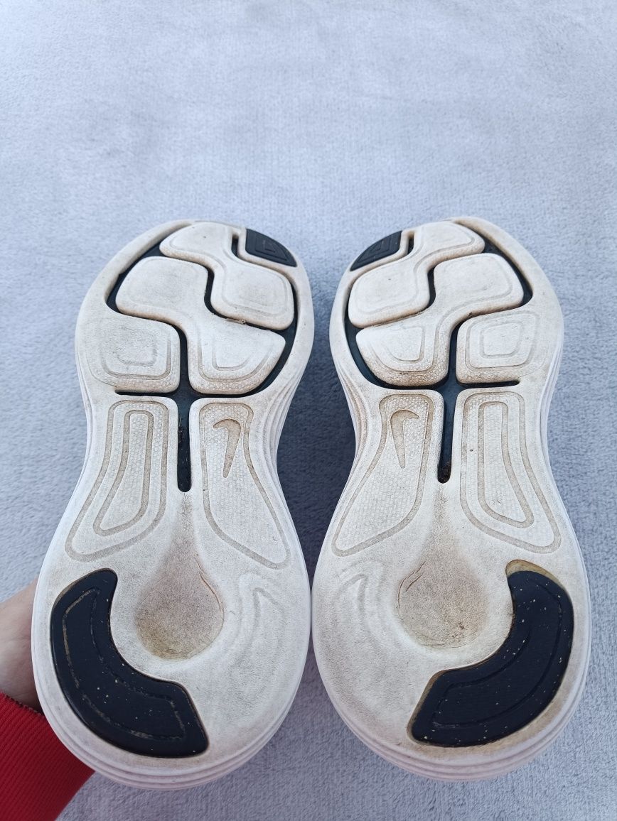 Мужские кроссовки беговые Nike р44.5-45