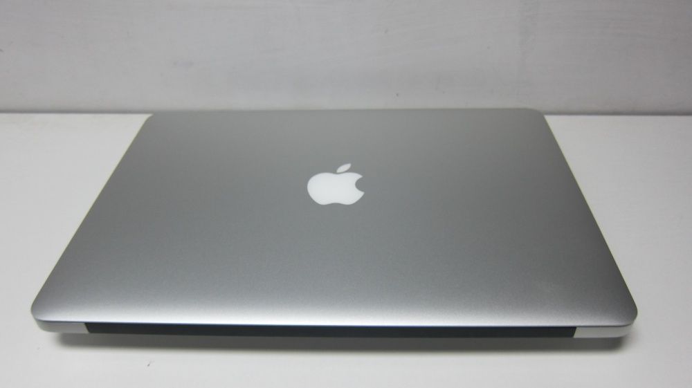 Mac Book Air 13.3" Intel Core i5 .Ram 8 gb. Вибiр ноутбуків Київ