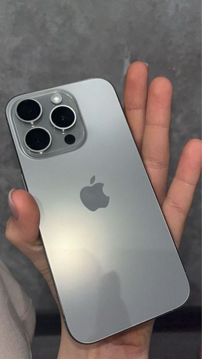 Iphone 15 pro max 256GB titanium natural