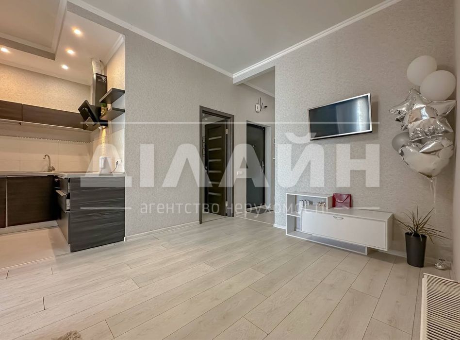 Краща пропозиція! 2кімн. квартира  у закритому комплексі. Центр міста!