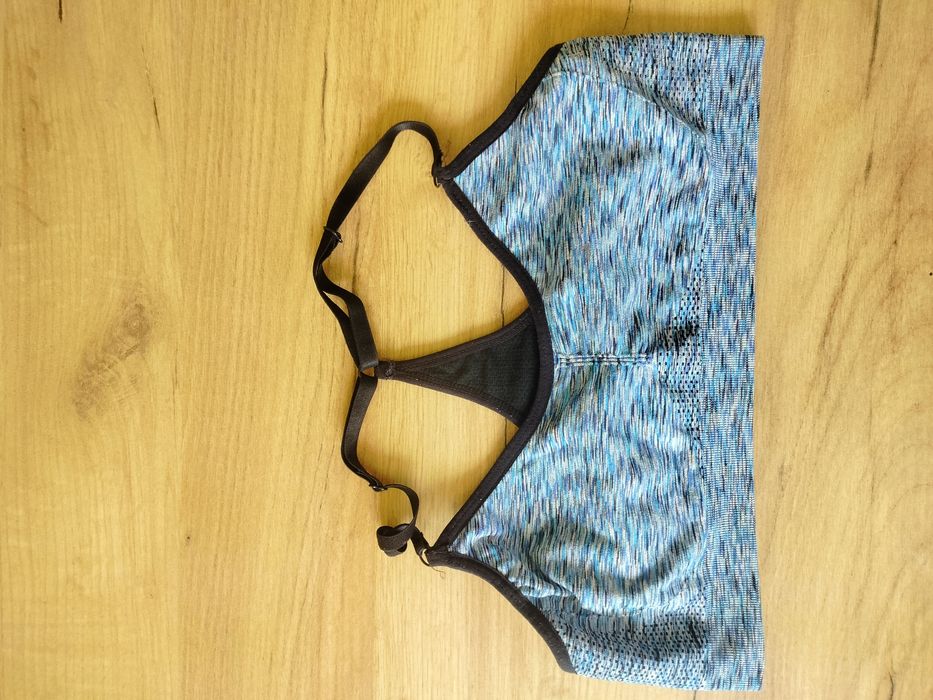 Top sportowy biustonosz dziewczęcy 158 164