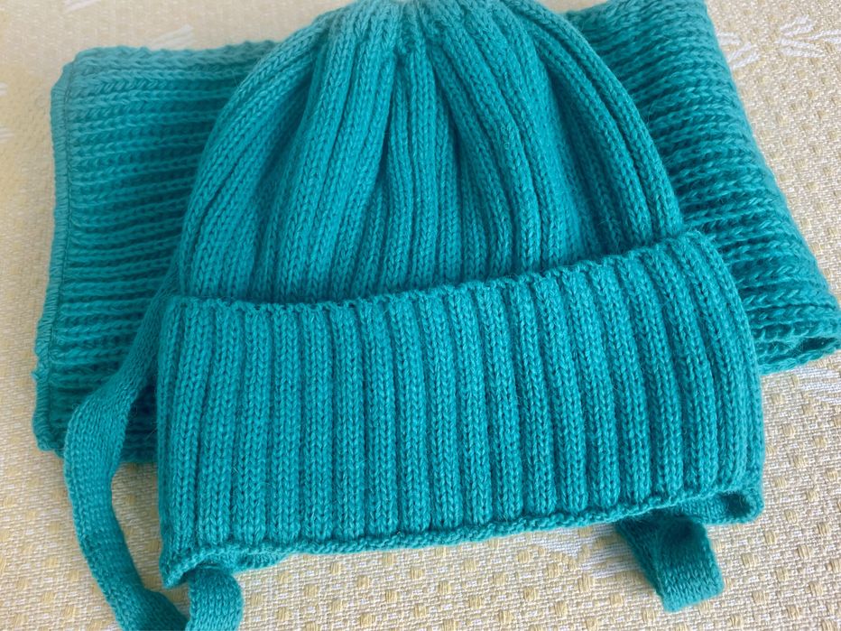 Шапка ,шарф !