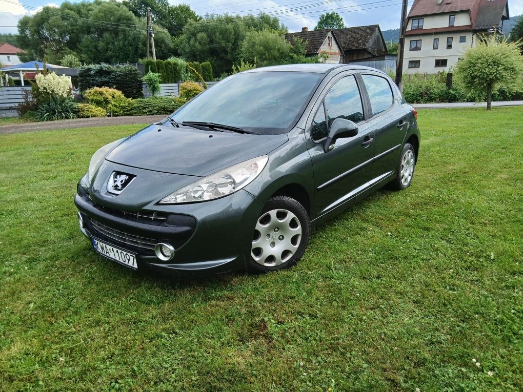 Sprzedam Peugeota 207 1.4 benzyna