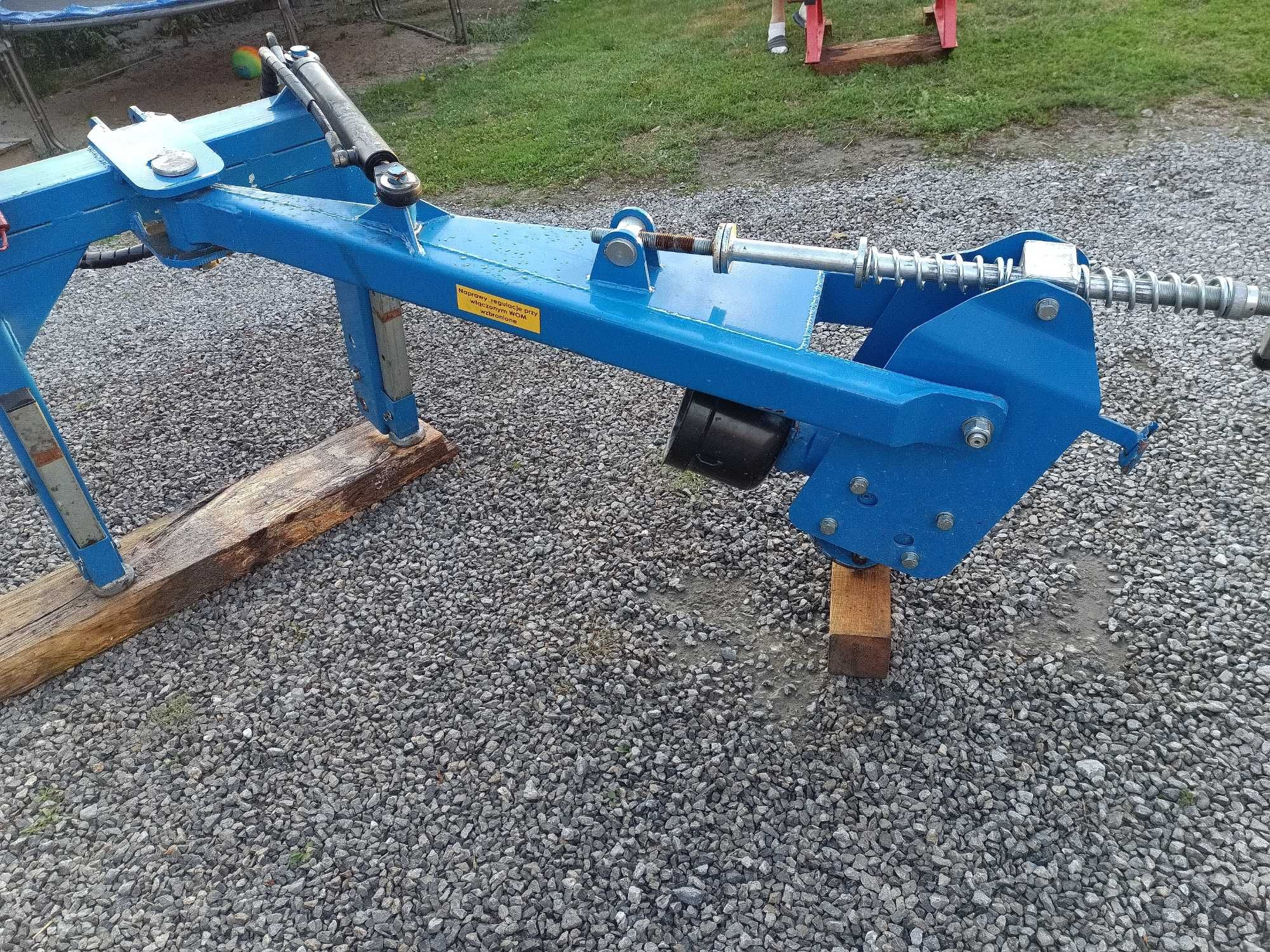Świder ziemny z przesuwem hydraulicznym SZ/H-25/50