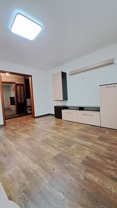 Продаж 3 кім.кв на Митниці