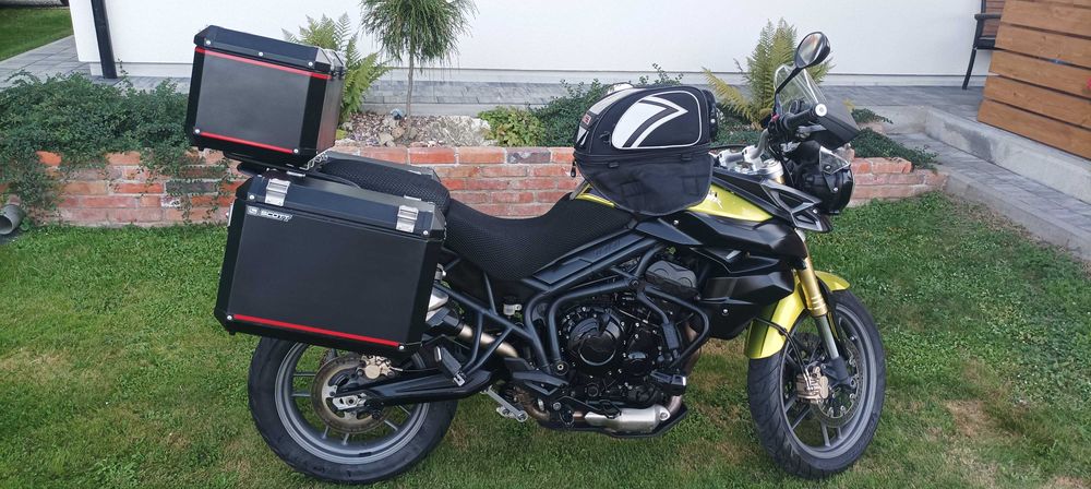 Triumph Tiger 800 XR