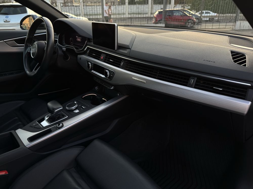 Audi a4 b9 2028 Quattro  •  S-line