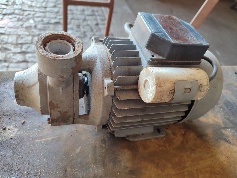 Bomba de Água Elétrica 1.0 HP – 220V | Excelente Potência!