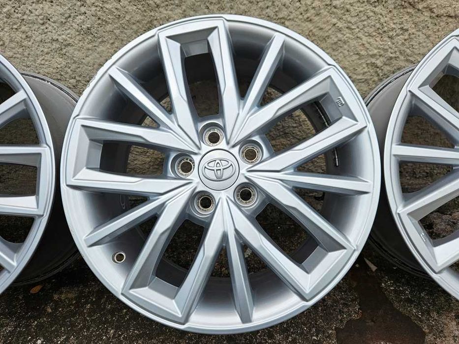 Felgi 17'' OEM TOYOTA Corolla E21 Yaris Cross C-HR Auris Verso Avensis