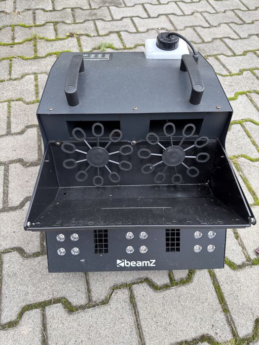 Wytwornica dymu i baniek SB2000LED BeamZ