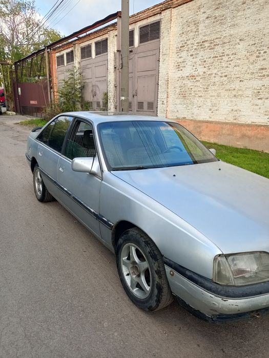 Продам Опель омега 2.0