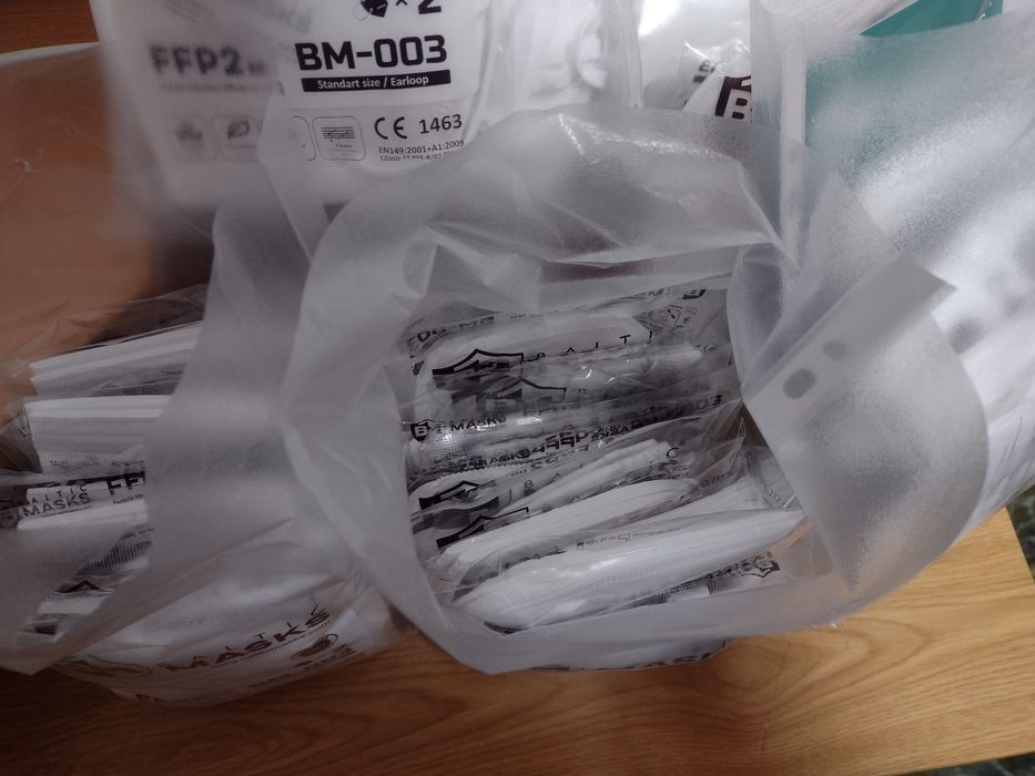 FFP2 maseczki antypyłowe hurt// gratisy w treści
