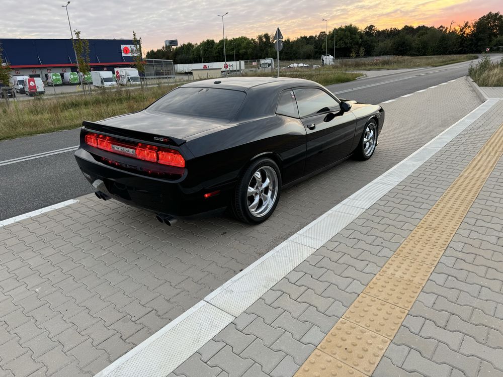 Dodge Challenger 6,4 SRT + Kompresor