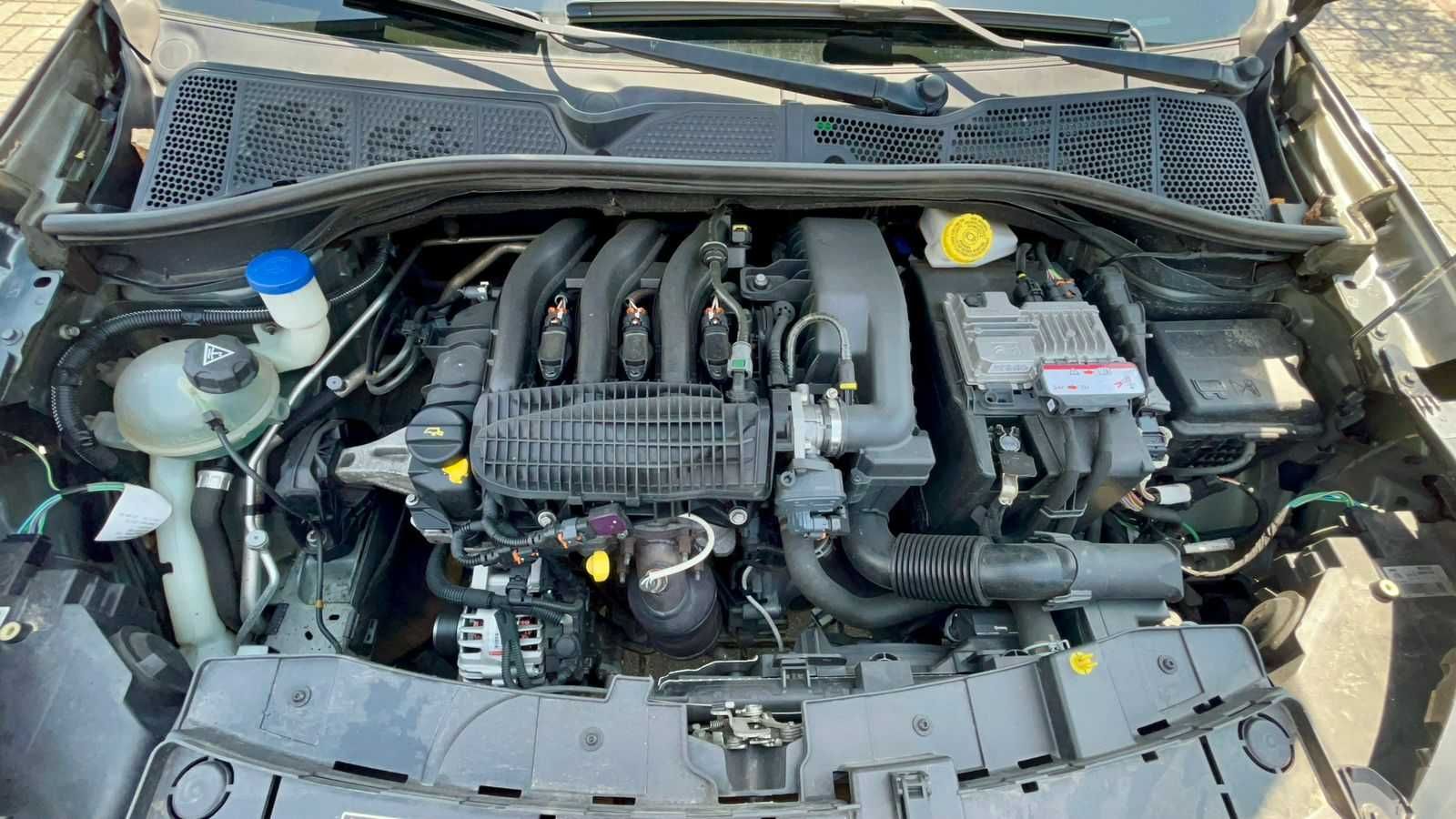 Citroën C4 Cactus 1.2 - Automático