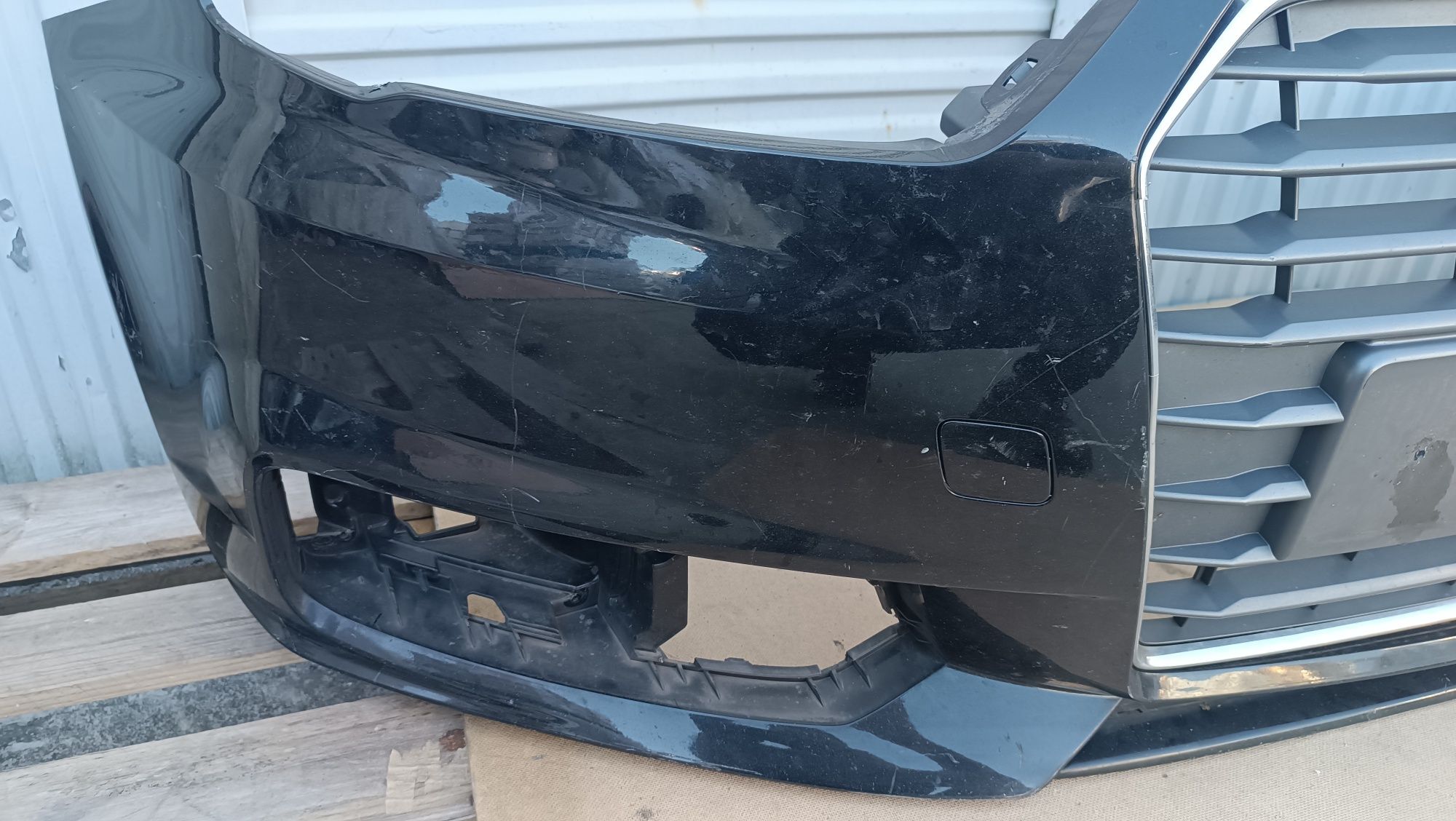 Vendo parachoque de frente Audi A1 8XA ano 2015/18