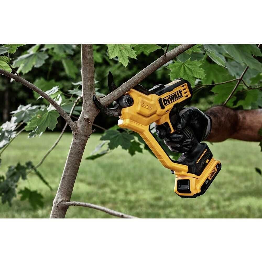 Аккумуляторный секатор DEWALT DCPR320 аналог DCMPP568