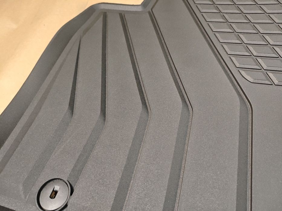 Dywaniki gumowe do Hyundai Tucson 4gen od 2020r. Nowe bez zapachowe.