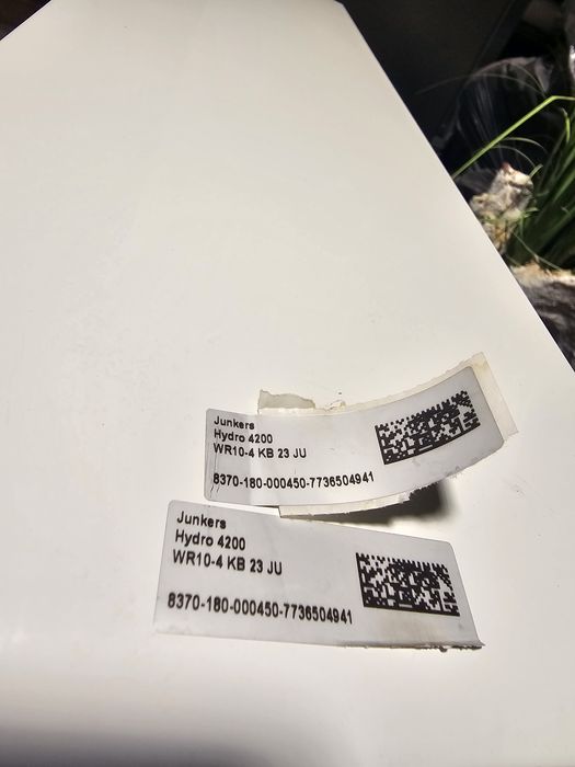 Piecykazowy podgrzewacz junkers hydro 4200