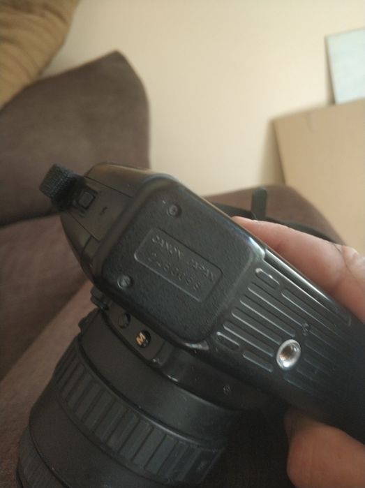 Canon EOS RT (vintage)