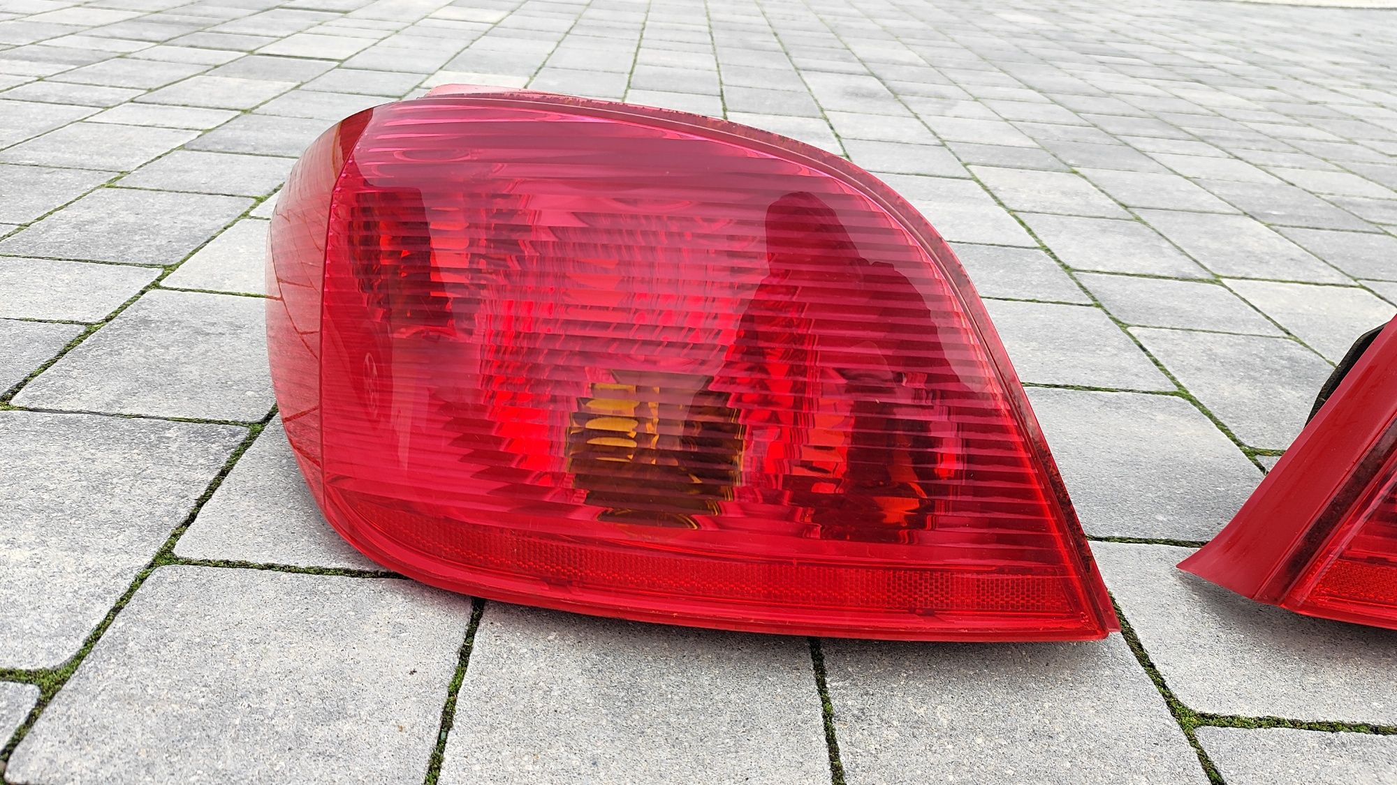 Lampa tył tylna Peugeot 307 HB