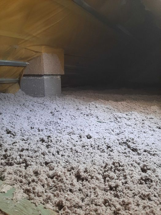 Ocieplanie, docieplanie celulozą, naprawy izolacji poddaszy