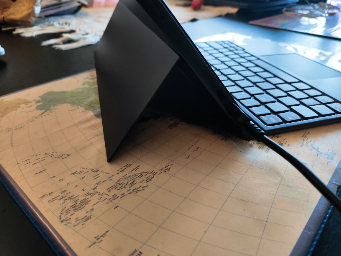 Lenovo ideapad Duet 3 como novo teclado destacável Windows 11