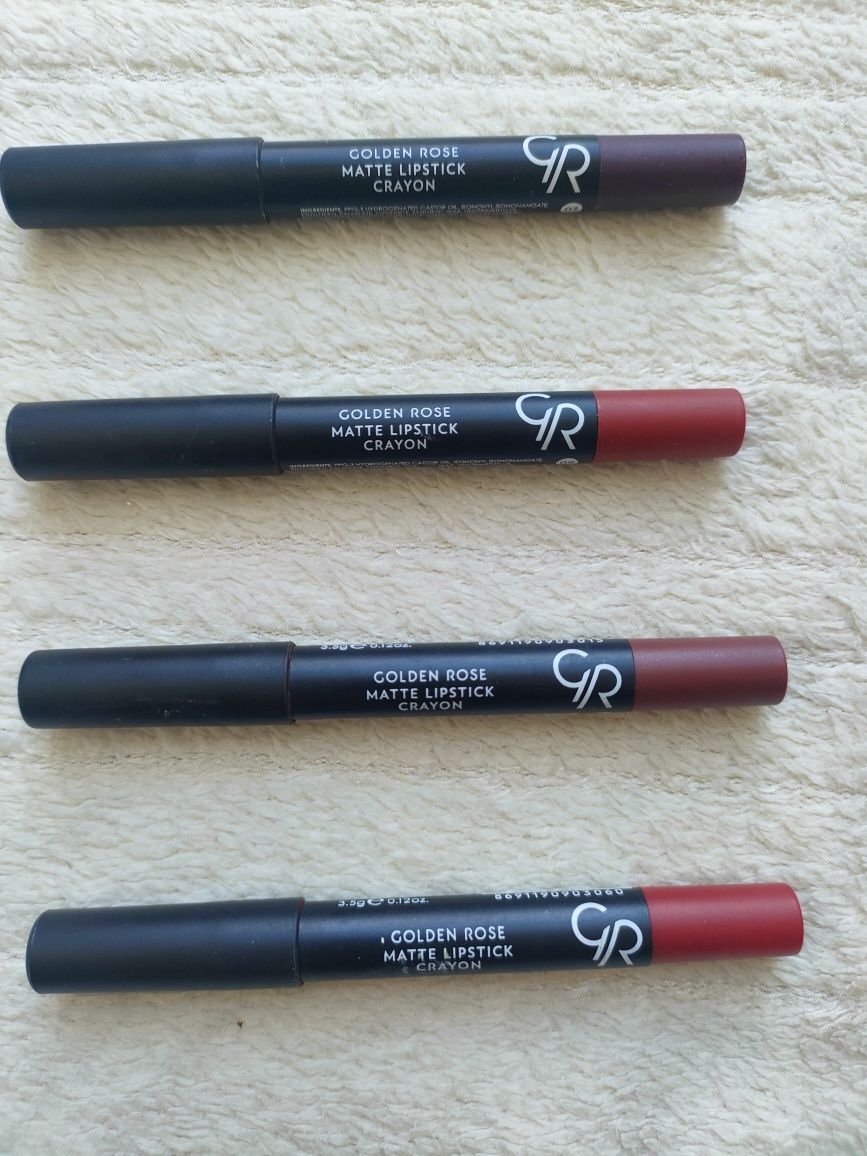 Nowa Pomadka w kredce Golden Rose Matte Lipstick