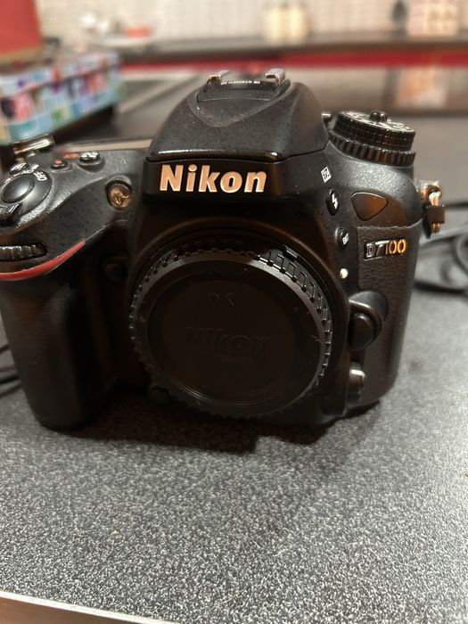 Nikon D7100+sigma 105 mm F2.8