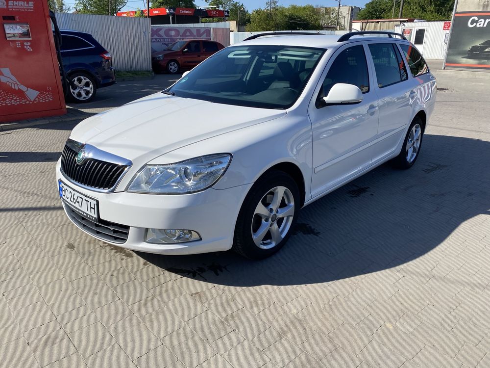 Шкода октавія 2.0TDI DSG-6