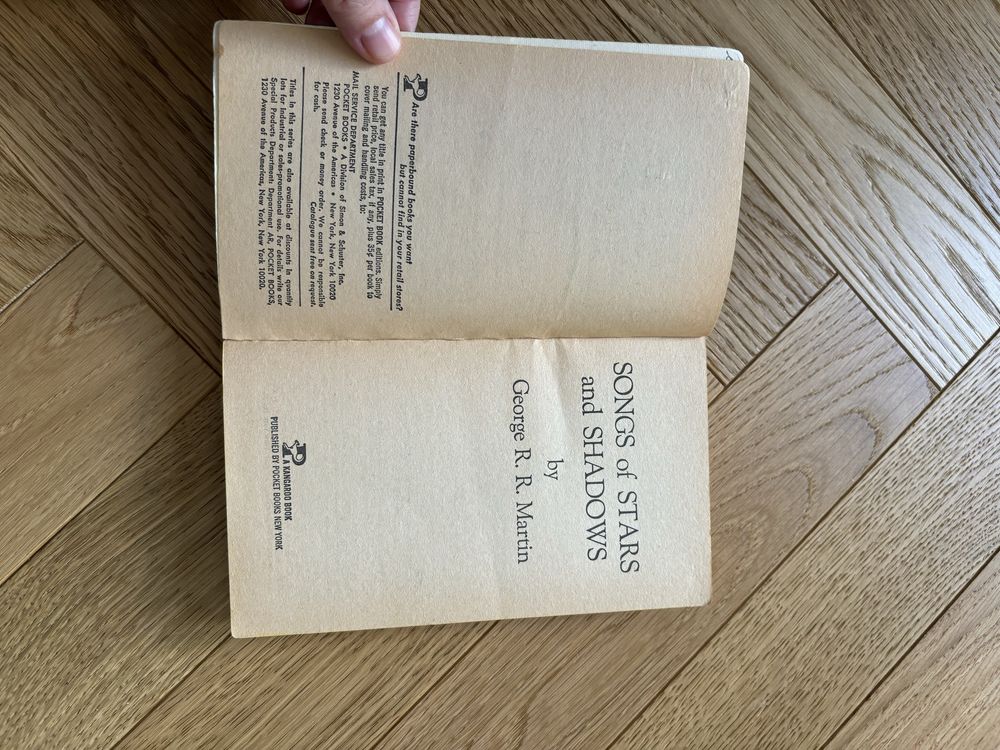 Książka Songs of Stars and Shadows George RR Martin 1977