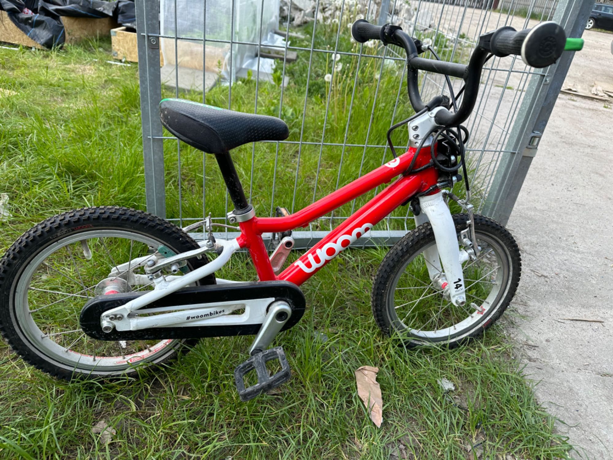 Rower, rowerek dziecięcy Woom 2, koła 14", czerwony