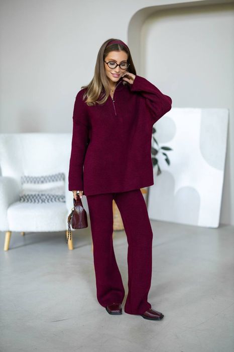 Зимовий в'язаний костюм жіночий Зимний женский вязаный костюм