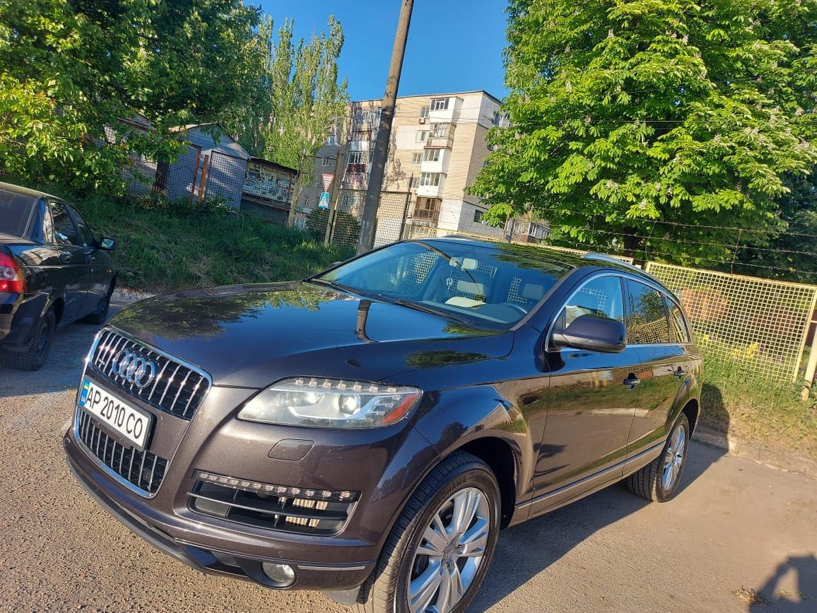 Продам Авто Audi Q7