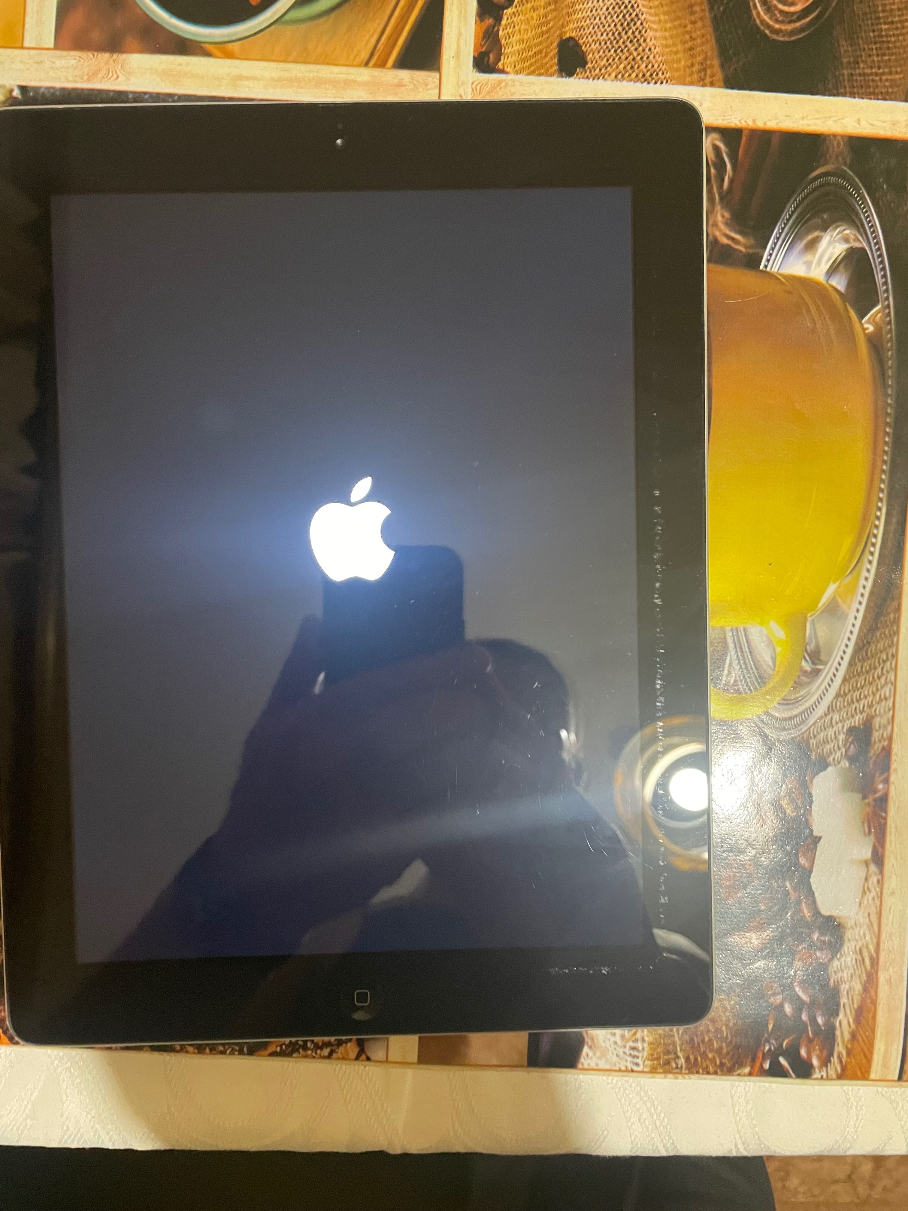 Продам IPAD 2 16 GB WIFI