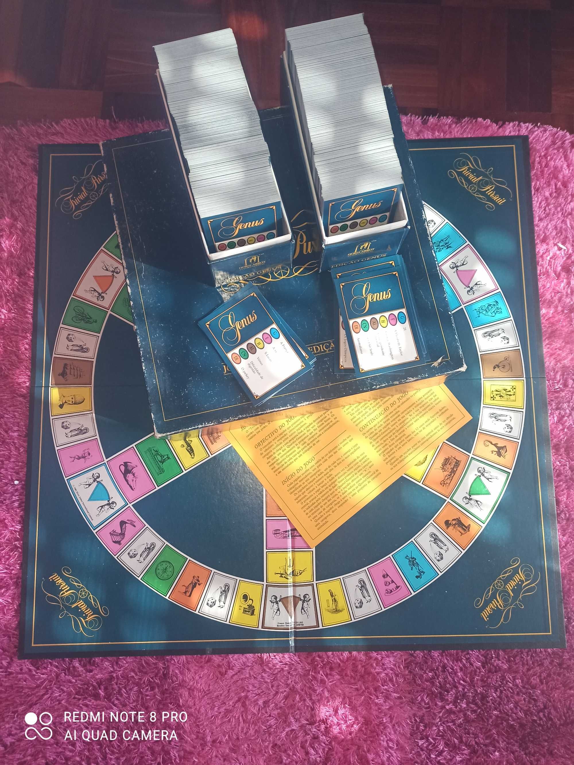 Jogo trivial de tabuleiro