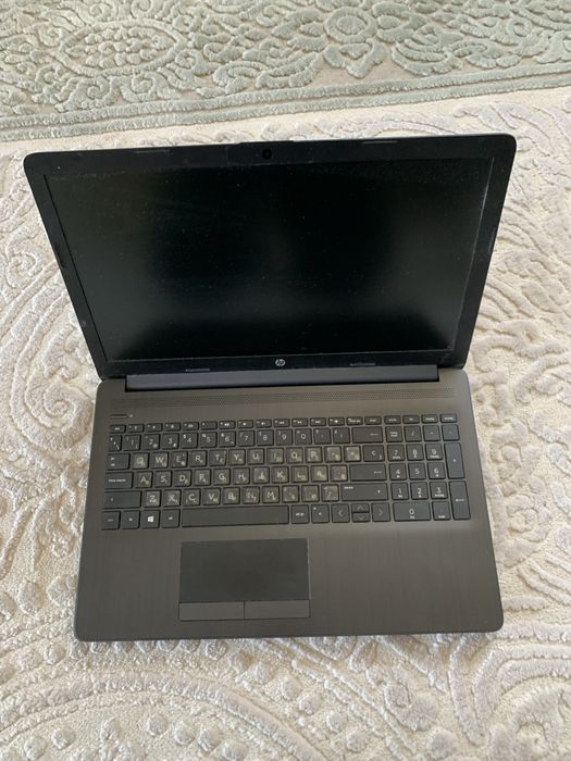 Ноутбук Hp вживаний