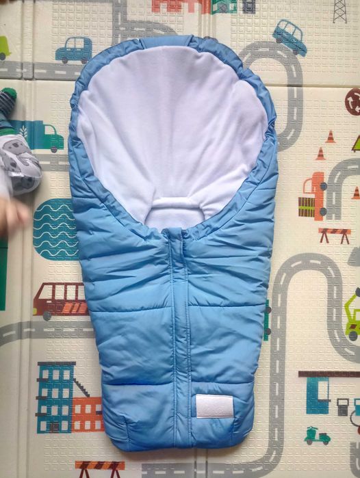 Конверт в автолюльку з прорізами для ременів "Ball" Mag Baby блакитний