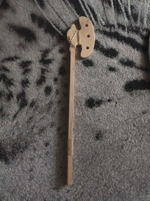 Дерев'яний топор