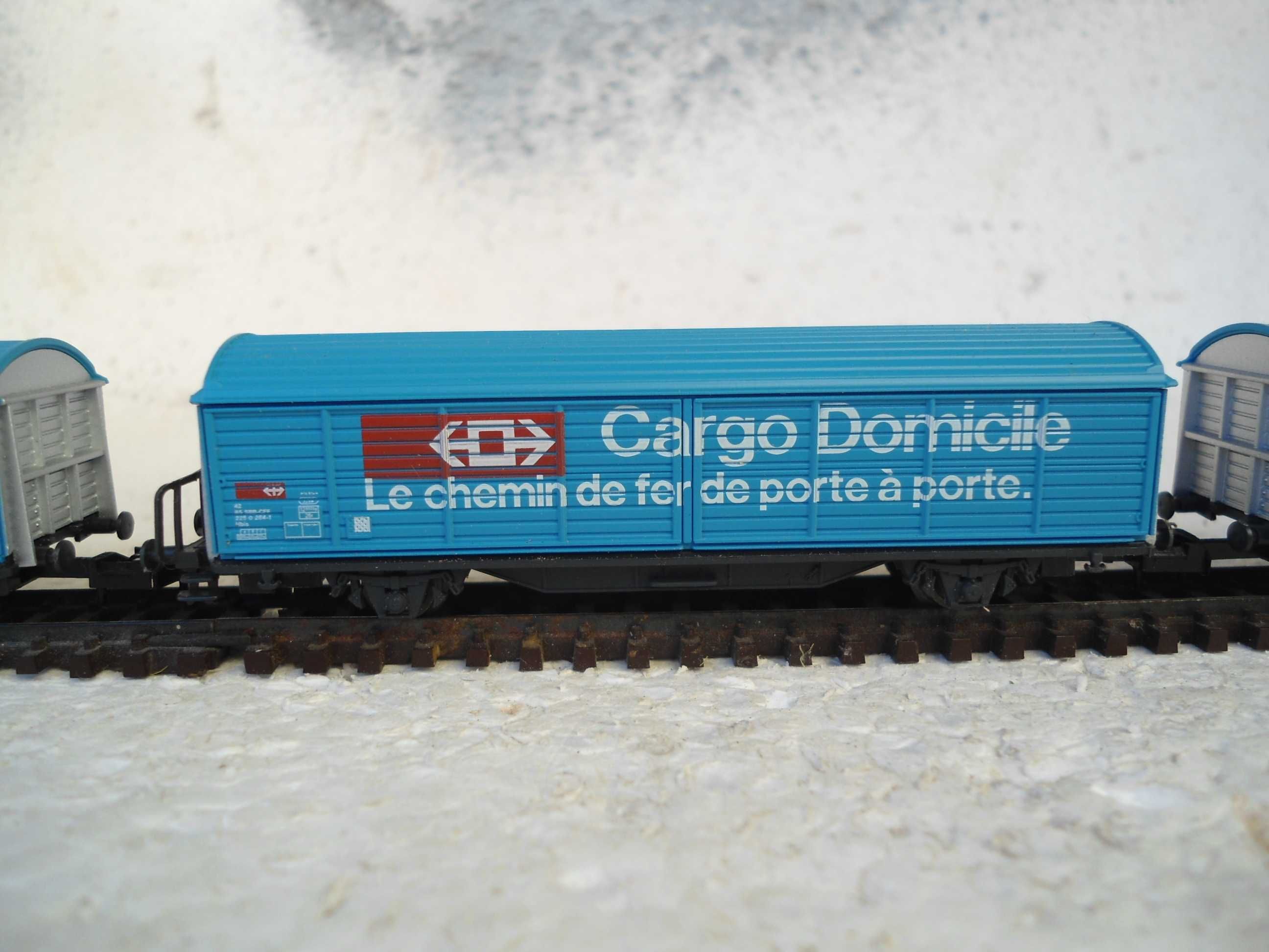 1:160 ROCO lote de 3 carruagens mercadorias Ferrovia porta a porta