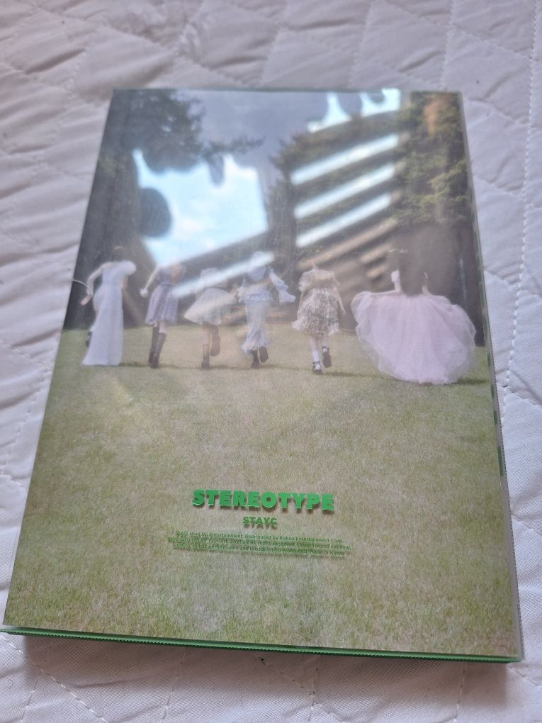 stayc stereotype album