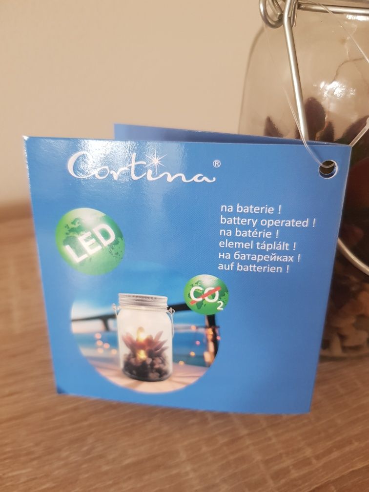 Lampka LED w słoiku