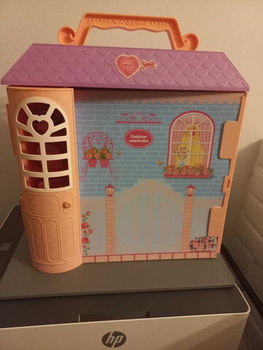 Szafa dla lalki barbie