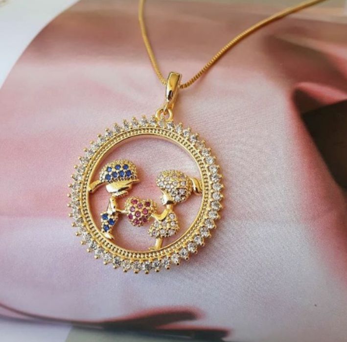 Colar mãe e filha filho banhado Ouro 18k e zircônias