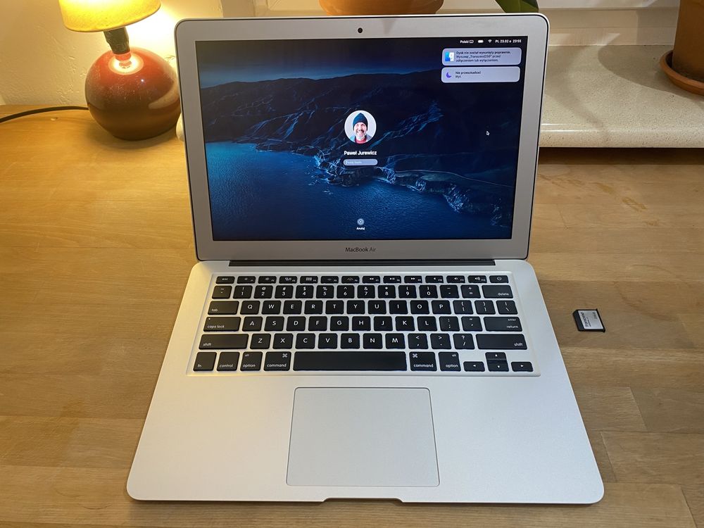 MacBook Air 13 i5 1.8Ghz 8GB 128GB 2017 + SD 256GB