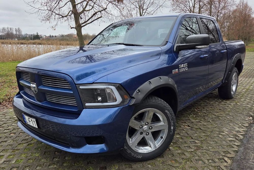 Dodge RAM 5.7 HEMI *2010*