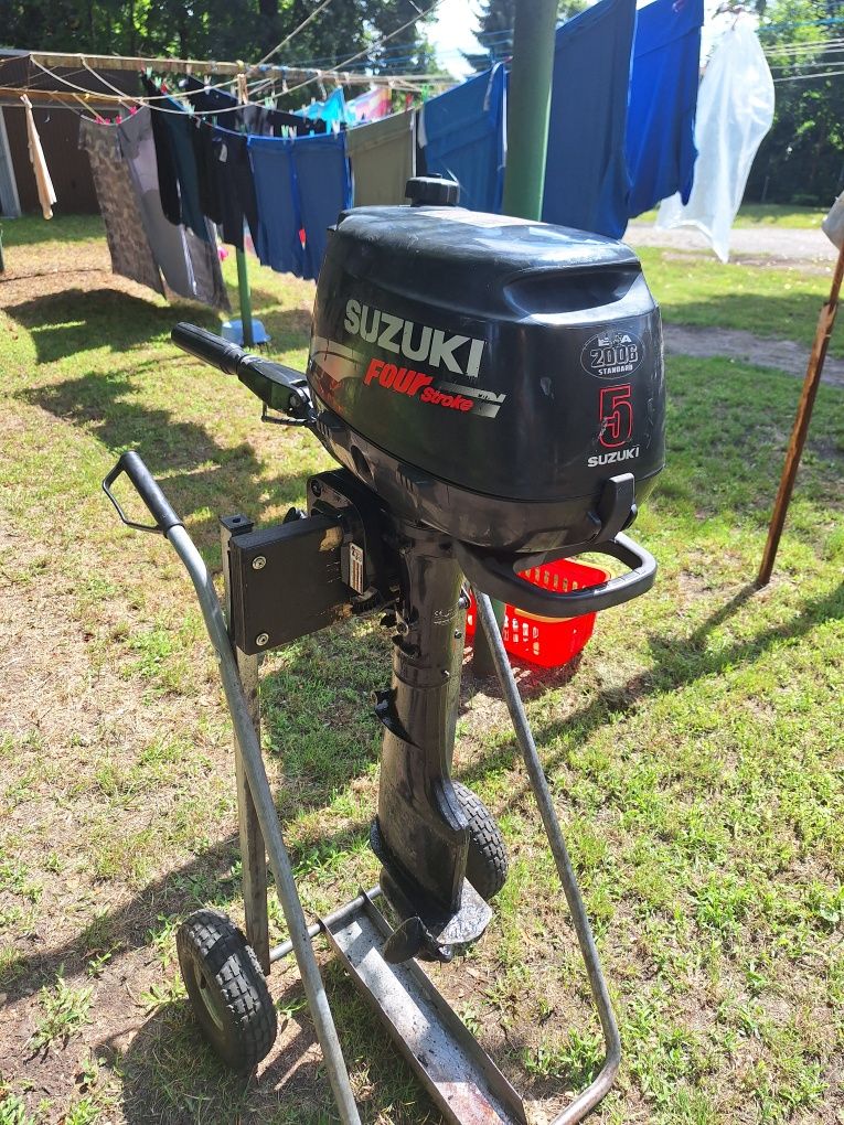 Silnik zaburtowy Suzuki 5km 4t