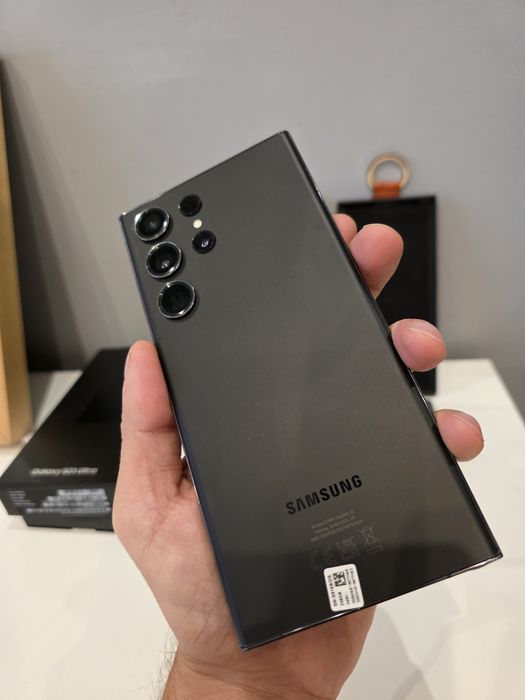 Samsung S23 Ultra 256 GB Swietny stan gratisy