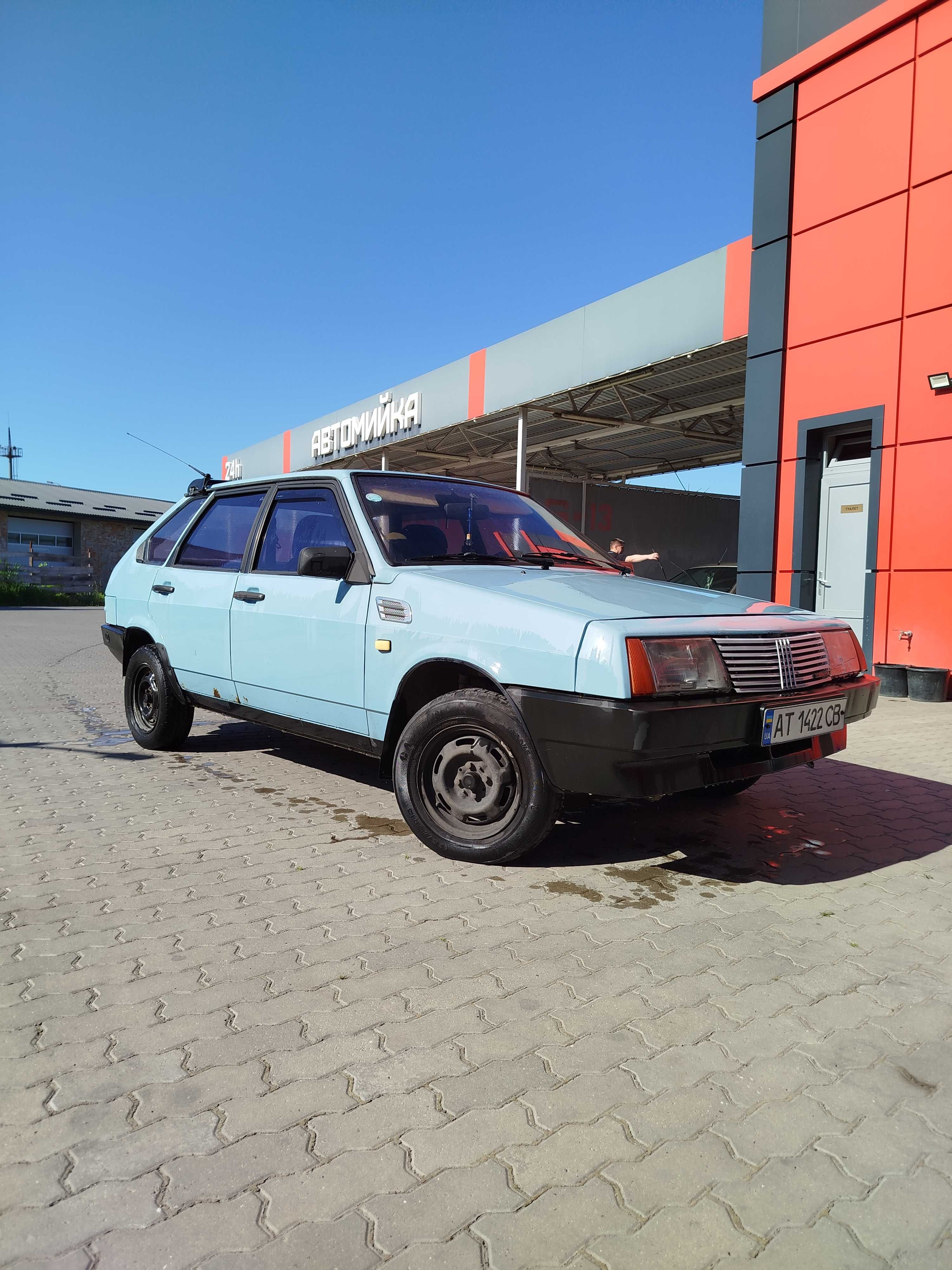 Продам ВАЗ 2109 .