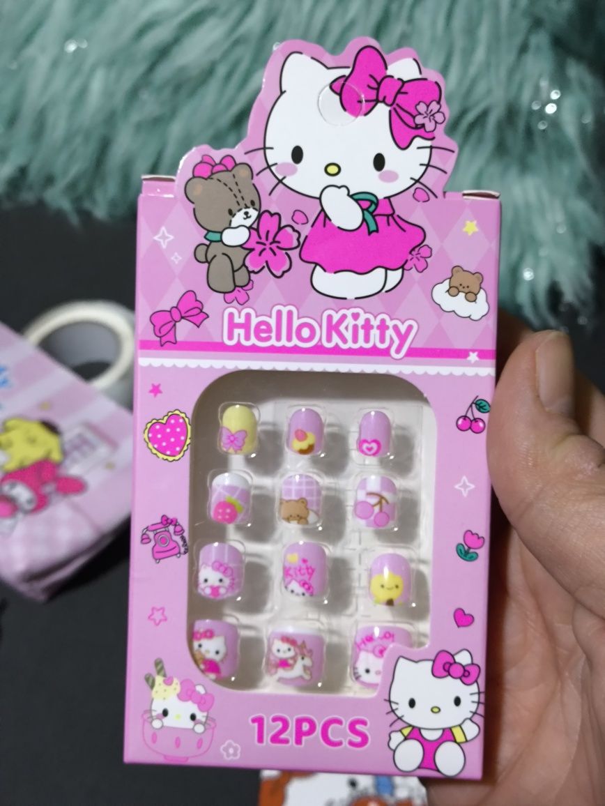 Zestaw prezentowy Hello Kitty (16)