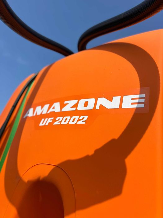 Opryskiwacz polowy Amazone UF 2002 z przednim zbiornikiem FT 1502 Nowy